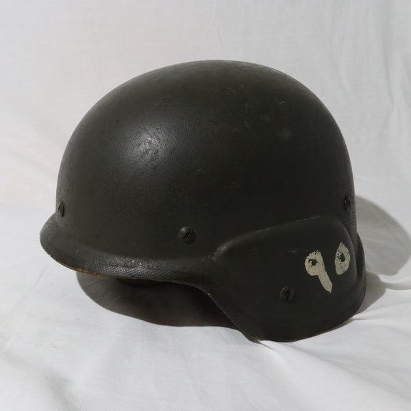 レプリカ【自衛隊】88式鉄帽(ミリタリーショップ購入　おそらくFRP製？) レプリカ【自衛隊】88式鉄帽(ミリタリーショップ購入 おそらくFRP製？)