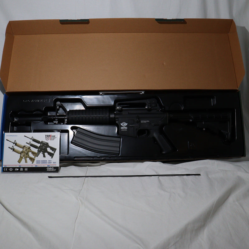 【中古即納】[MIL]G&G ARMAMENT(ジーアンドジーアーマメント) 電動アサルトライフル CM16 Carbine Light(カービンライト) BK(ブラック/黒) (18歳以上専用)(20130531)