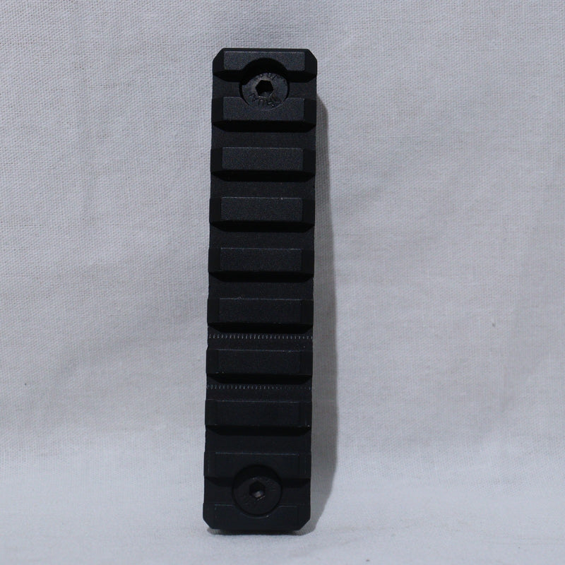 【中古即納】[MIL] ノーブランド M-LOK レイルセクション 9スロット(20150223)