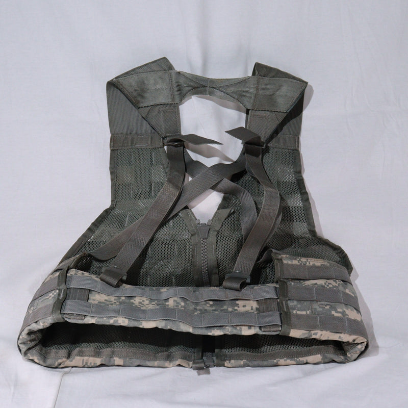 【中古即納】[MIL] ノーブランド U.S.タイプ MOLLE II FLCベスト ACU(20150223)