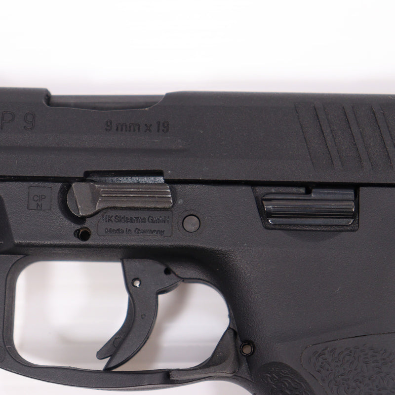 【中古即納】[MIL] VFC/UMAREX(ウマレックス) ガスブローバックピストル H&K(ヘッケラーアンドコッホ) VP9 STD BK(ブラック/黒)(JPver./HKライセンス)(UM3T-VP9-BK01) (18歳以上専用)(20161121)