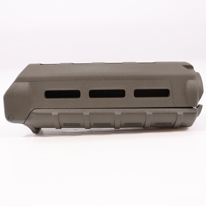 【中古即納】[MIL] MAGPUL(マグプル) MOE M-LOKハンドガード カービンレングス OD(オリーブドラブ)(MAG424ODG)(20150223)