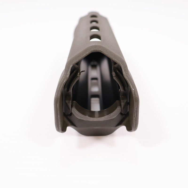 【中古即納】[MIL] MAGPUL(マグプル) MOE M-LOKハンドガード カービンレングス OD(オリーブドラブ)(MAG424ODG)(20150223)