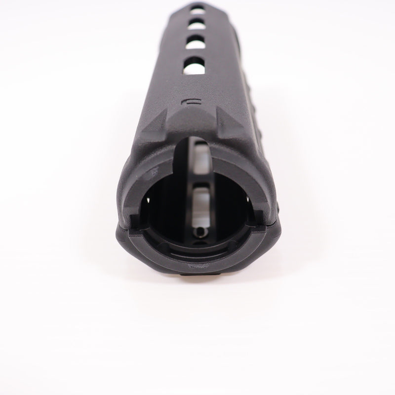 【中古即納】[MIL] MAGPUL(マグプル) MOE M-LOKハンドガード カービンレングス BK(ブラック/黒)(MAG424BLK)(20150223)