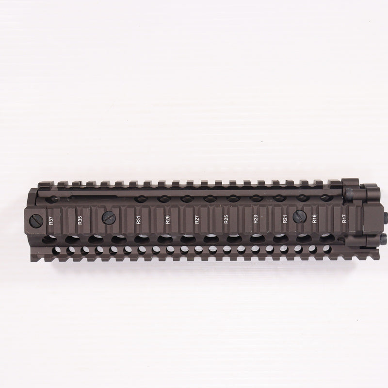 【中古即納】[MIL] KUBLAI(クビライ) DANIEL DEFENSEタイプ MK18 mod1 ras2 ハンドガード 9.5インチ FDE(フラットダークアース)(20150223)