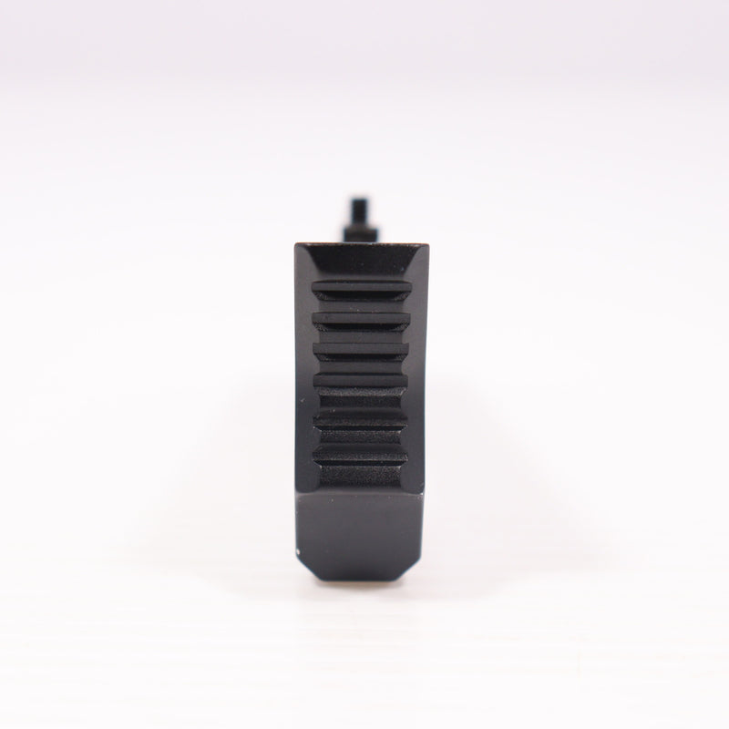 【中古即納】[MIL] ノーブランド STRIKE INDUSTRIESタイプ M-LOK カーブドフォアグリップ BK(ブラック/黒)(20150223)