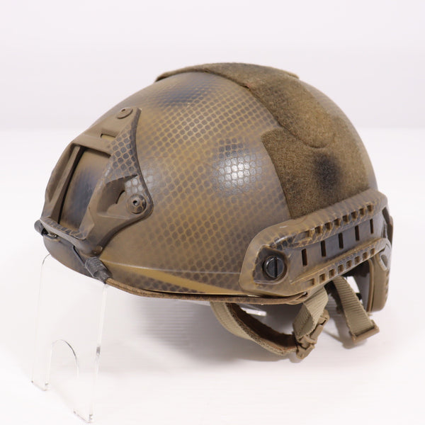 【中古即納】[MIL] EmersonGear(エマーソンギア) OPS-COREタイプ ファストヘルメット DE(ダークアース)(20150223)