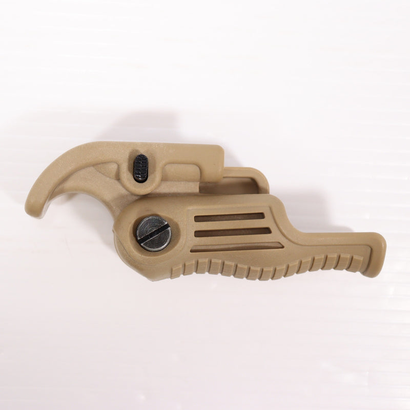 【中古即納】[MIL] CYMA(シーマ) コブラタイプ フォールディングフォアグリップ TAN(CMGRIPC16TA)(20150223)