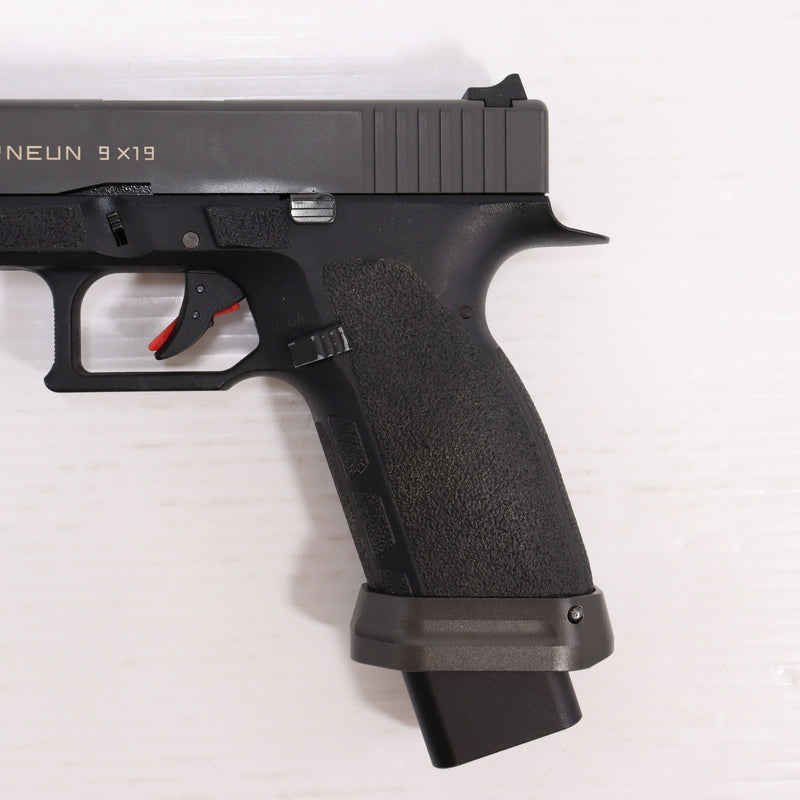 【中古即納】[MIL] Carbon8(カーボネイト) CO2 ガスブローバック STRIKER-9(ストライカーナイン)(CB04) (カスタム品) (18歳以上専用)(20210220)