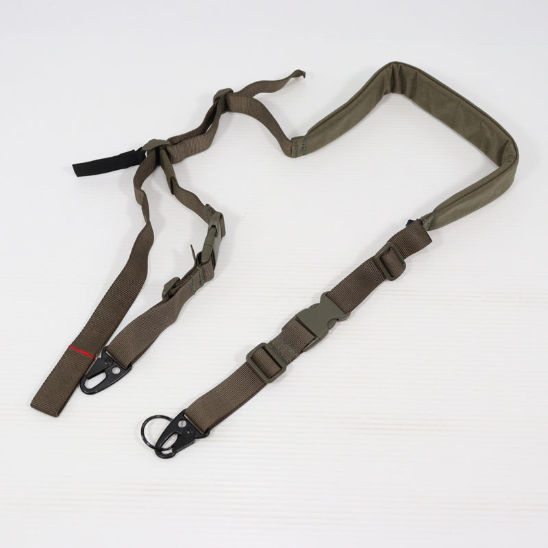 東京マルイ。エアガン。専用カバー付き未使用 CYMA 製 】 電動ガン AKS74U クリンコフ 対応 スチール製 レイルダスト