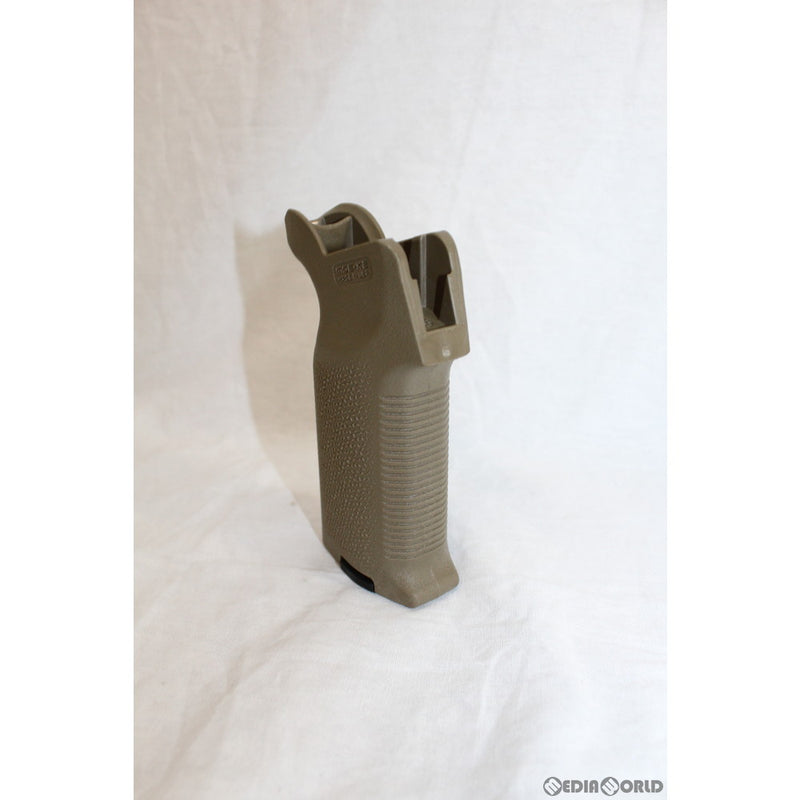 【新品即納】[MIL]MAGPUL(マグプル) MOE K2 AR グリップ FDE(フラットダークアース)(MAG522FDE)(20211002)